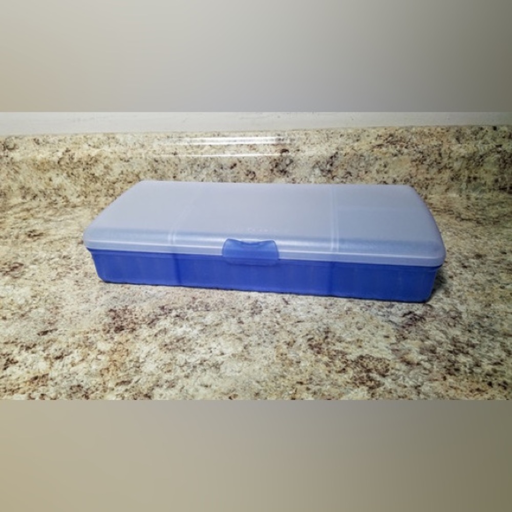 Tupperware lunch box - Picture 4 of 4